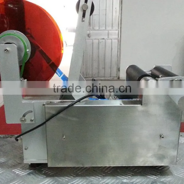 China Guangzhou Factory Wet Glue Water Bottle Labeling Machine Direct Sale photo-6