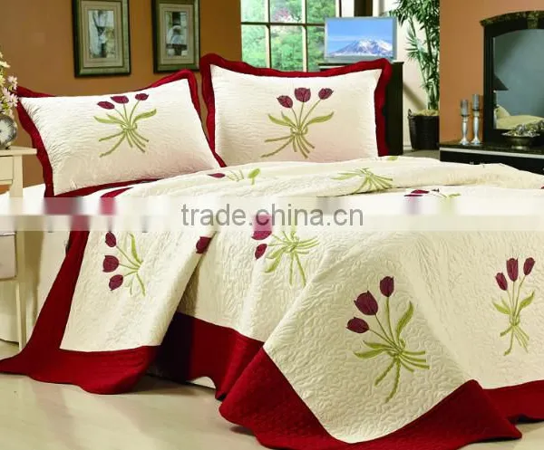 Microfiber Cotton Polyester Embroidery Quilt Sets/Bedspreads