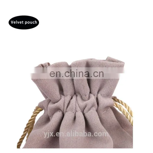 China Good Quality Round Bottom Velvet Gifts Pouch Suppliers photo-3