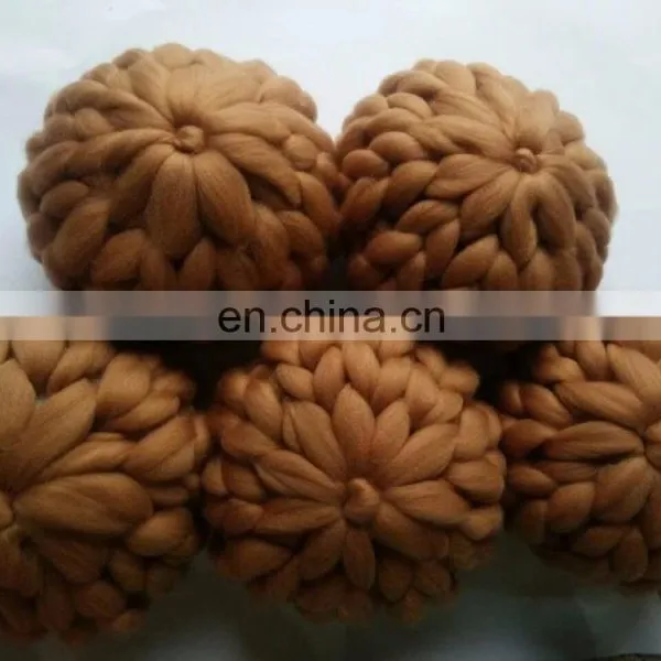 Free Sample Arm Knitting Australian Merino Wool Soft Hold Pillow photo-5