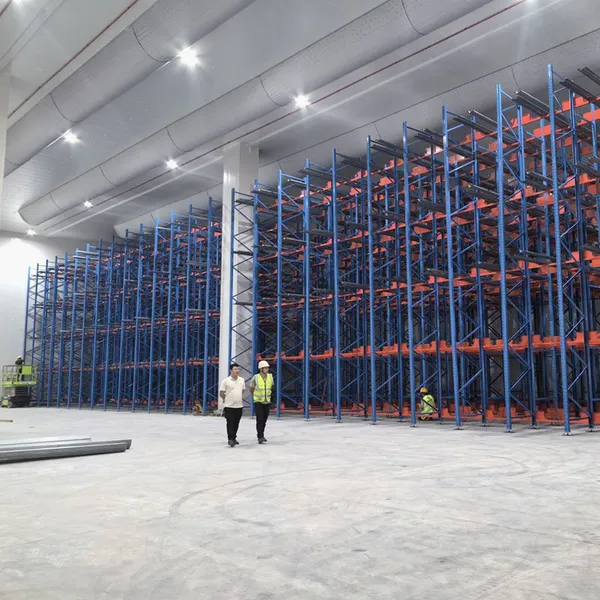 Adjustable Cold-Rolled Steel Storage Rack W-300 for Warehouse Use