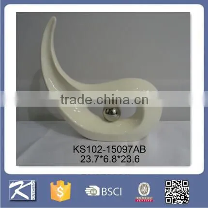 New Style White Porcelain Heart Figurine Home Decoration