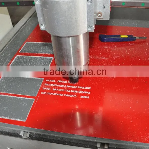 Jinan New Products Hot Sale Mini Desktop Cnc Router photo-3