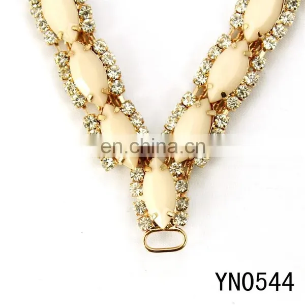 Cheap V-shaped Horse Eye Accessories Buckle for Shoes