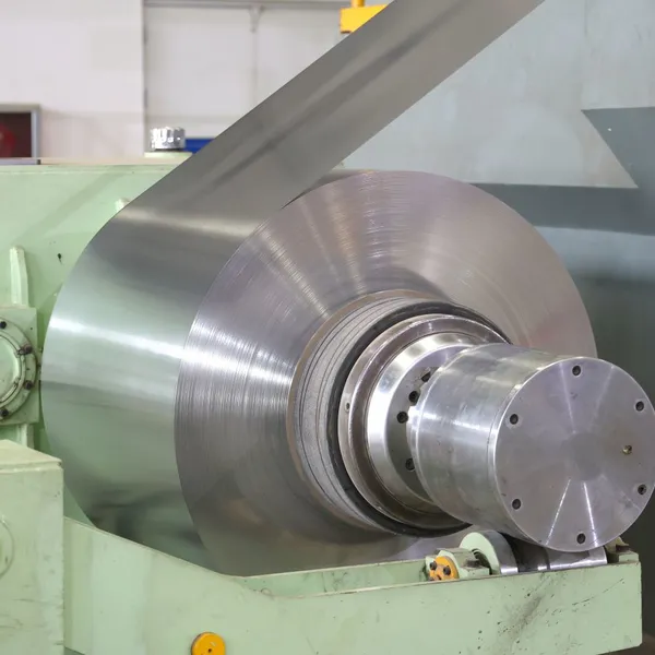 0.15-0.5mm Tinplate Coil MR Grade, 900-1050mm Width, 2.8/2.8g/m2 Tin Coating photo-4