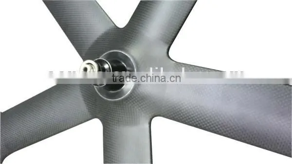 2015 New Product Chinese Carbon Wheel Aero Spoke Complete Wheels 700c Racing Bicycle Wheelset Popular Clincher 5 Spoke Wheel photo-2