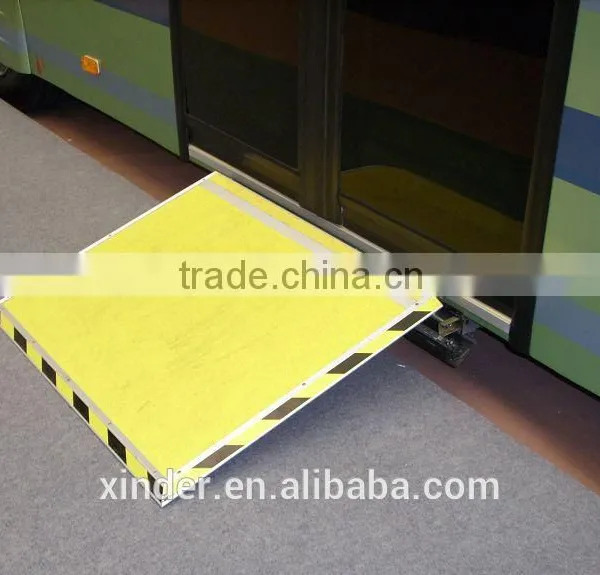 CE Electric Wheelchair Ramp for the Disabled on Low-Floor City Bus photo-5
