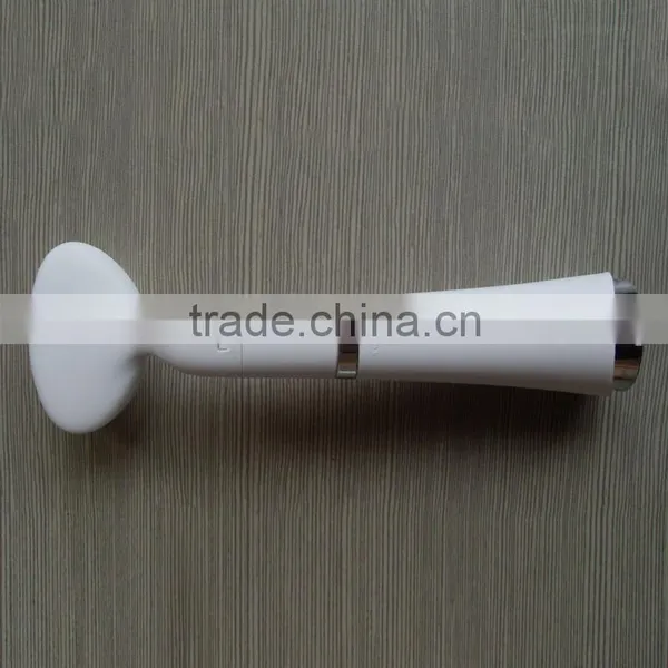 ABS Material Mini Design Electric Rotating Facial Cleaning Brush Convenient in Home Use photo-3