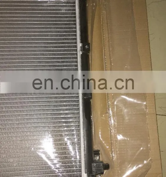 High Quality Auto Parts Radiator 17700-65J00 for Suzuki Grand Vitara J20A Engine MT photo-4