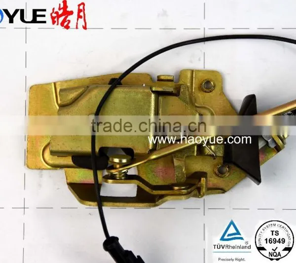 E5 bus door lock