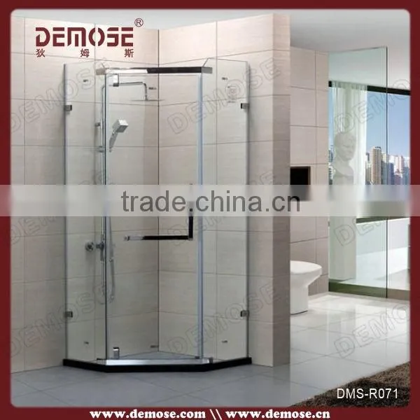 Curved Tempered Glass Folding Bath Shower Screen