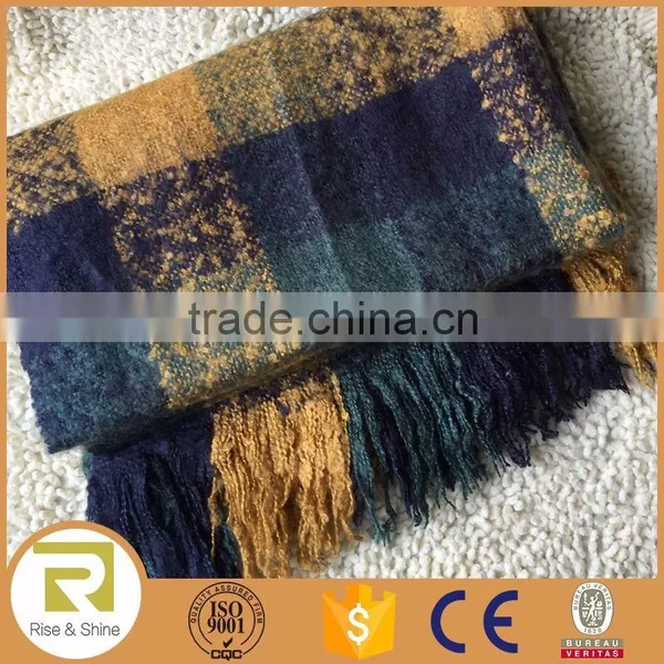 Wholesale 100% Acrylic Woven Boucle Yarn Yellow Plaid Jacquard Brushed Fringed Shawl Scarf