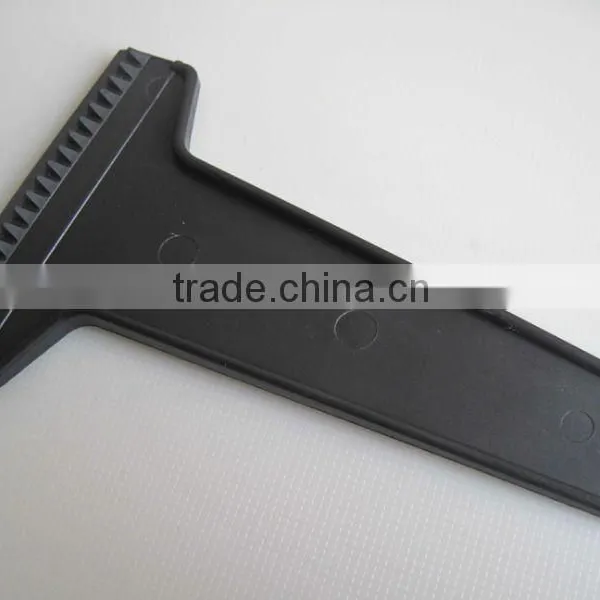 Best Plastic Ice Scraper for 2012 Promotion