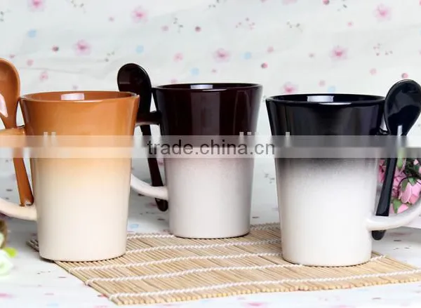 2016 Graduated Color Horn Mug With Spoon
