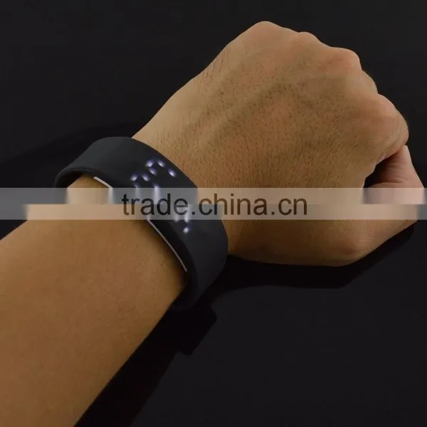 Slims Bracelet Watch Pedometer, Sleep Monitoring,Temperature Monitoring,Time Display , Digital Time Display,Lada Motion Sensor photo-5