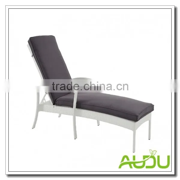Audu White Los Angeles Garden Wicker Rattan Sun Lounger photo-4