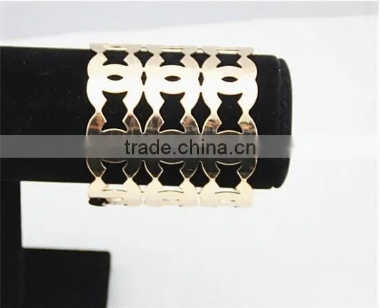 American Fashion Hollow Gold Bangles,wholesale Open Metal Bracelet Bangle for Costume photo-5