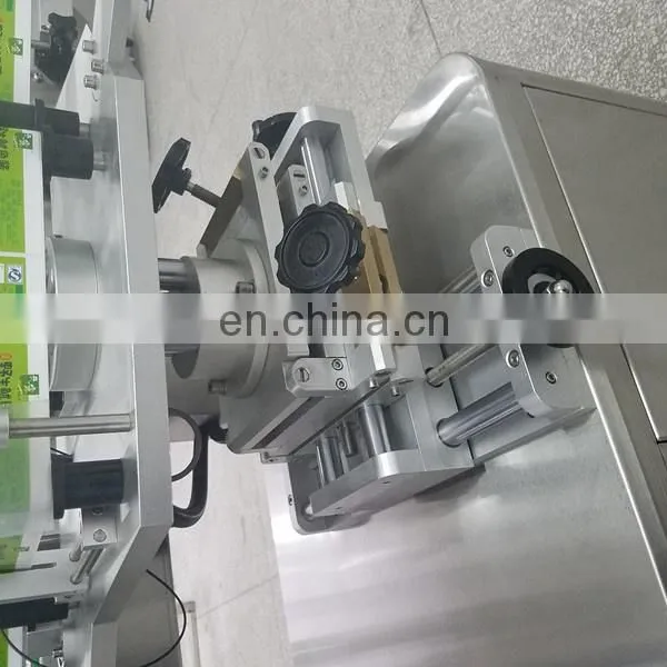 Wholesale Fully Automatic Self-adhesive Vertical Round Bottle Labeling Machine photo-4
