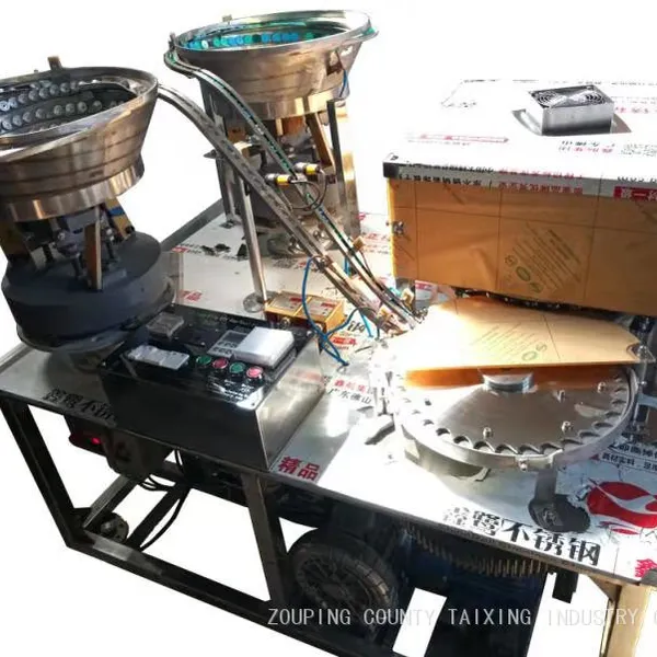 Assembly Machine for Plastic-aluminum Flip off Caps photo-2
