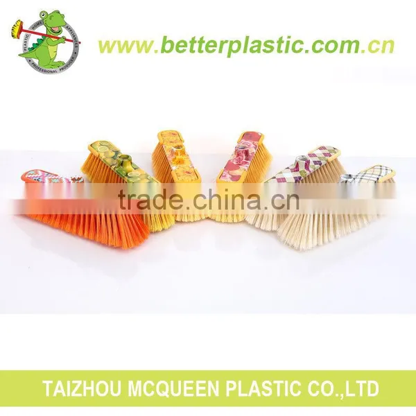 Factory Price Printing Broom Head Better Quality Warm Hold Red Cleaning Brush Plastic Soft Broom photo-2