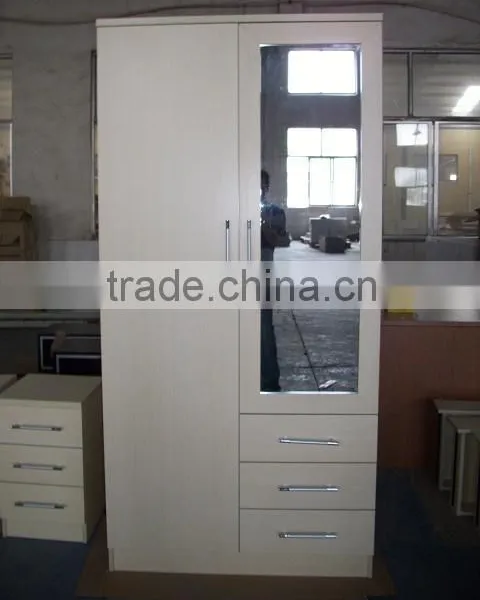 White Modern 3 Doors Wardrobe