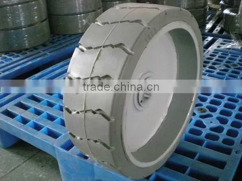 15x5 Cured-on Solid Tyre photo-6