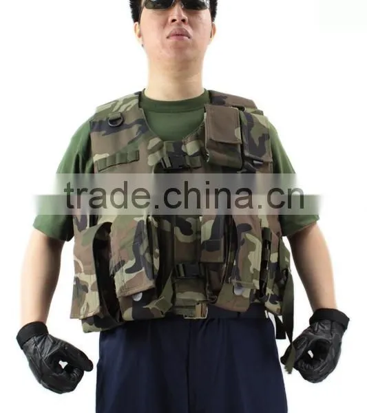 Camouflage Woodland Green Tactical Vest With Pen Flash Light Magazine Pouch for Front Rear photo-3