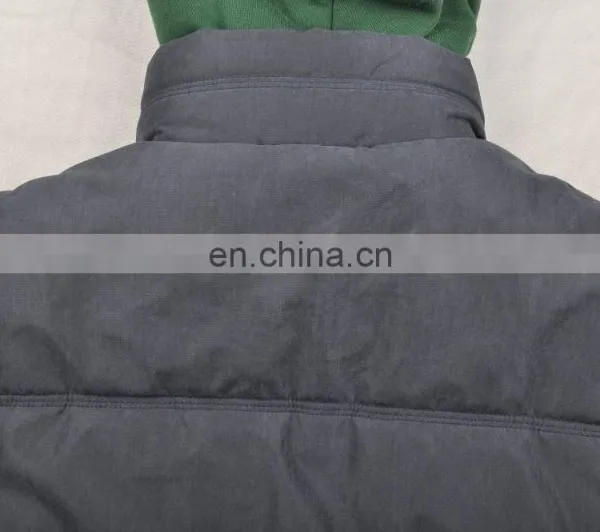 2015 Lastest Design Mens Faux Fur Lining Hooded Embroidery Fur Vest photo-6