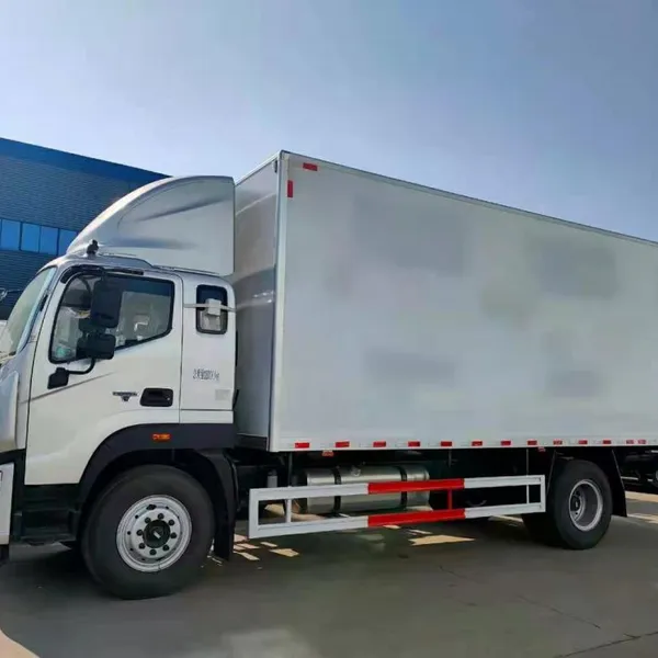Oem Refrigerated Trucks Refrigerator Trucks With Meat Hooks for Sale