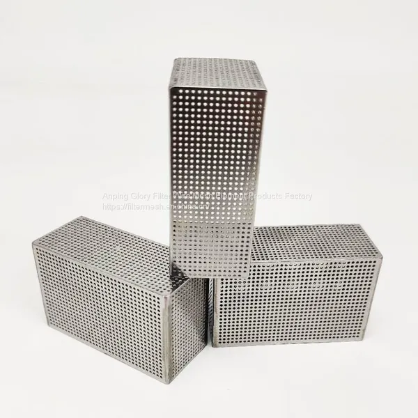 Photo Chemical Etching Cylinder Screens for the Medical Implants