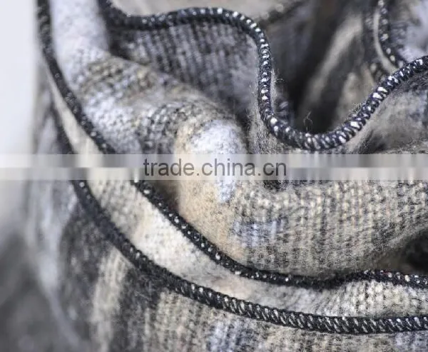 Silk and Wool Scarf for Women photo-5