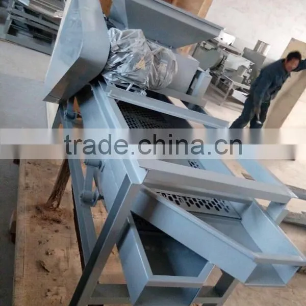 Commercial Almond Cracker Machine/Almond Shelling Machine photo-4
