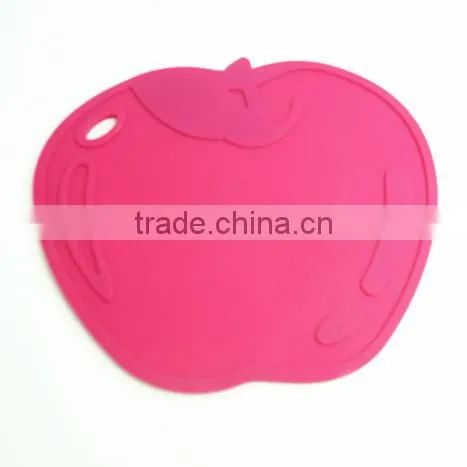 16139 Apple Shape Unti-skidding Table Silicone Mat photo-2