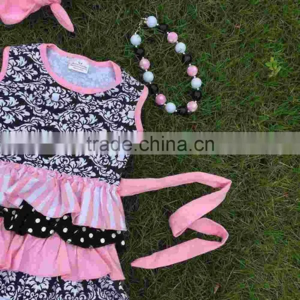 WHOLESALE Girls-boutique-remake-clothing-sets Girls Ruffle Capri Sets Girls Damask Rose Capri Sets With Necklace and Headband photo-3