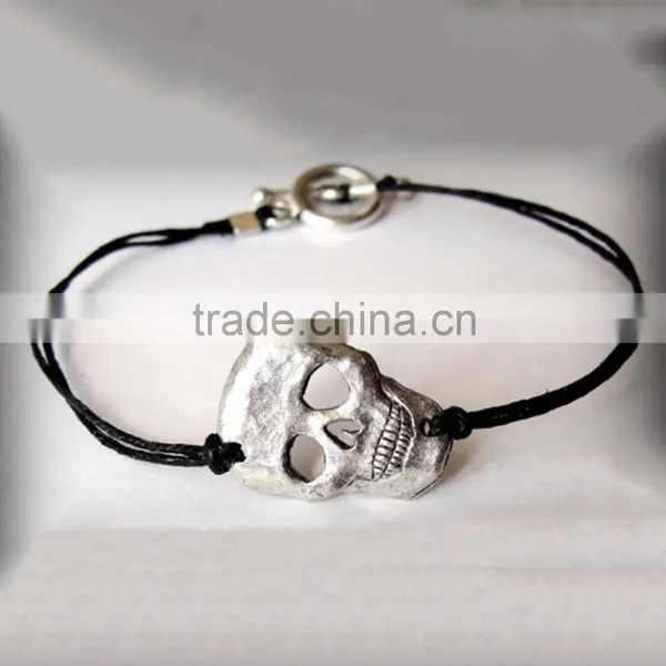 RetroStyle Red Rope Wax Cord Bracelet Metal Heart Charm Bangle Bracelet photo-6