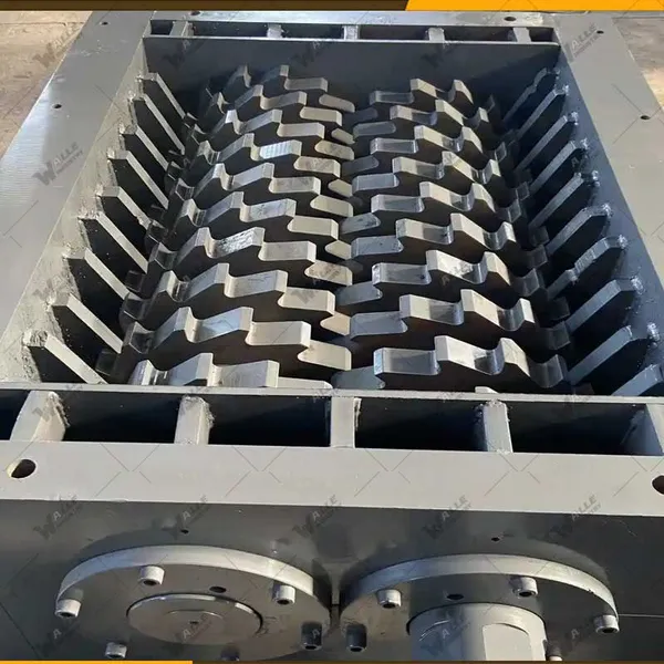 Customized Waste Plastic Pet Bottle/Big Lumps Cutting/ Wood/PVC/Film Tire Rubber Double /Paper/Single/Double Shaft Shredder photo-3