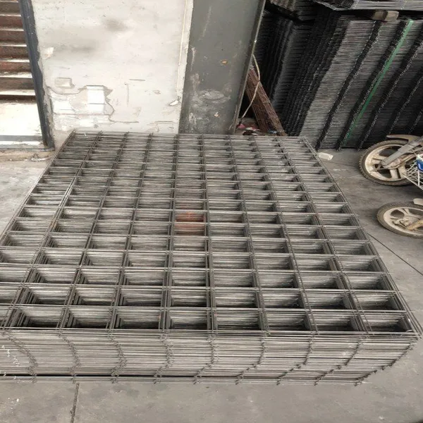 PVC Coated Welded Wire Mesh for Factory and Warehouse Security Fencing