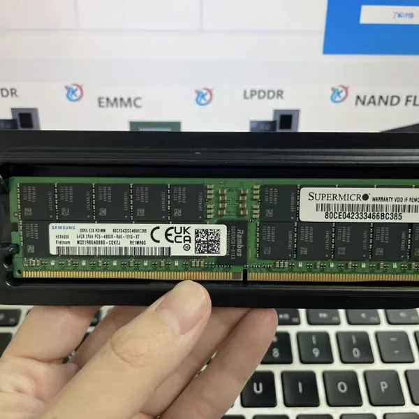 M321R8GA0BB0-CQKZJ 64GB DDR5 4800MHz RDIMM EC Server Memory Module 2Rx4 Samsung photo-5