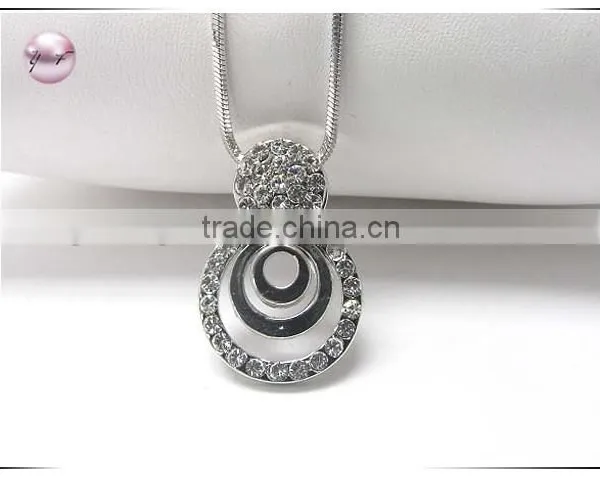 Crystal heart on formica stone pendant toggle chain necklace earring set