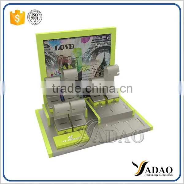 Wholesale Manufacturer of Elegant Set for Rings Earrings and Pendant Showcase Acrylic Jewellery Display Prop