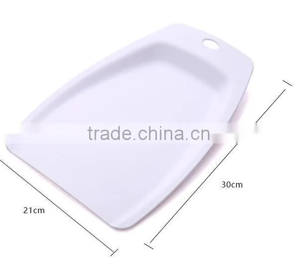Multi-function Plastic Cutting Board With Hook photo-4