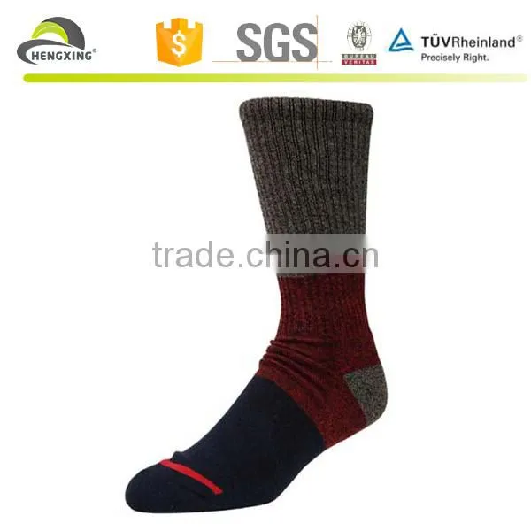 Custom Logo Sport Winter Socks Cheap Socks Wholesale Price photo-2