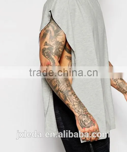 Super Oversized Hip Hop Cape T-shirt, Bulk Plain Cheap High Quality T-shirts Men OEM photo-3