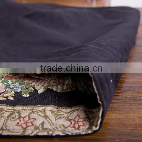 PLUS New Designed Pointed Satin Table Runners photo-3