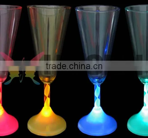 China Led Yard Cup Flashing Yard Glass Champagne Cup photo-4