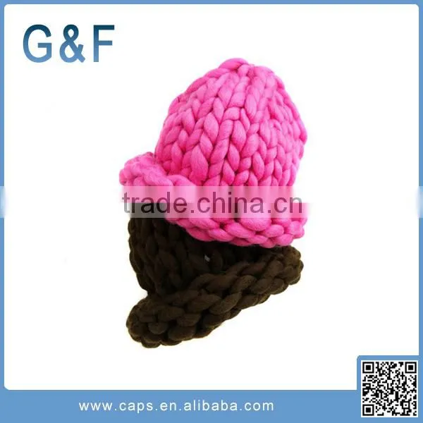 Handmade Thick Loopy Hat For Ladies photo-2