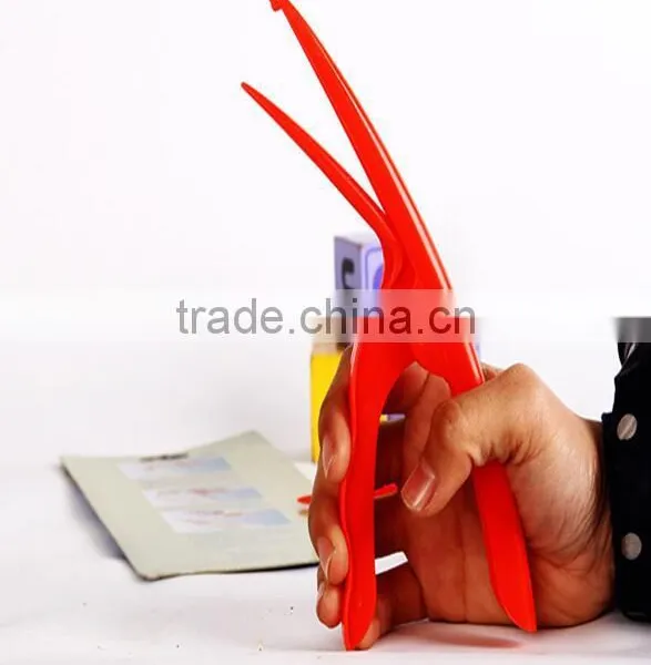 CY125 Shrimp Deveiner and Peeler Prawn Seafood Shell Curved Peeler photo-5