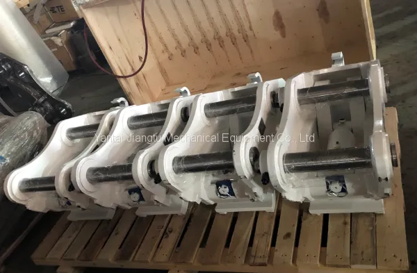 Doubled Safety Excavator Mounted Bucket Quick Coupler photo-2