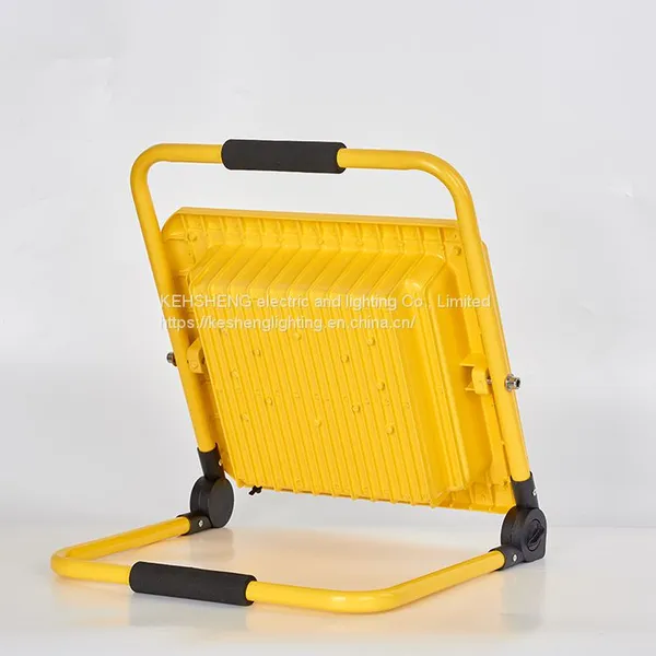 30W Rechargable Outdoor LED Flood Light photo-2