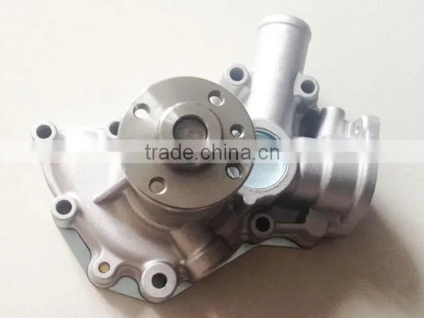 Excavator Engine Parts 3LD1 Engine Water Pump photo-3